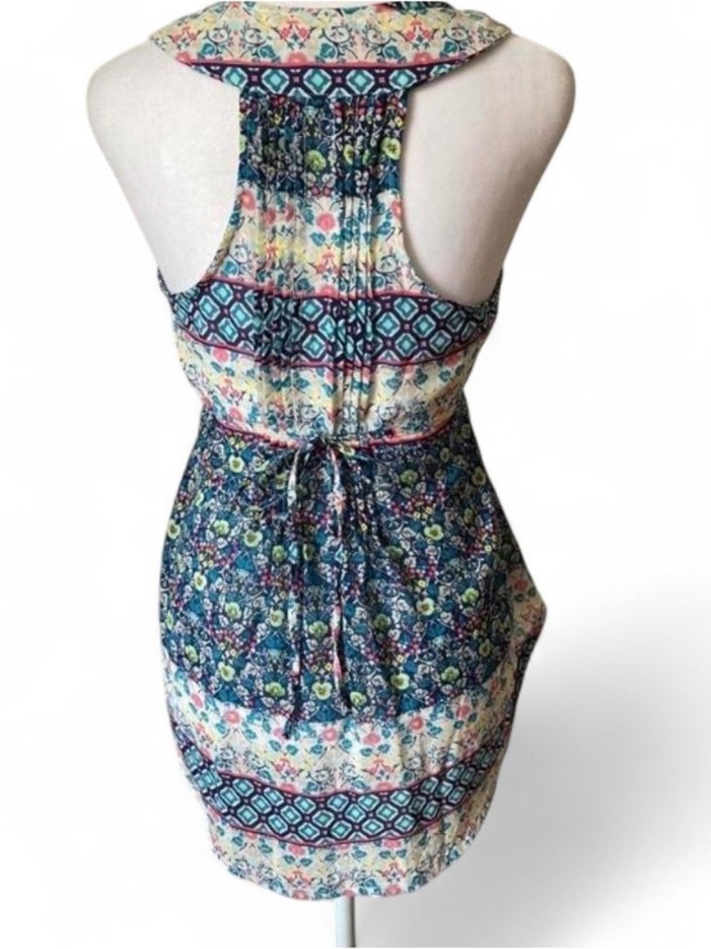 American Rag Multicolor Floral Sleeveless Button Up Blouse size XS - Picture 4 of 8